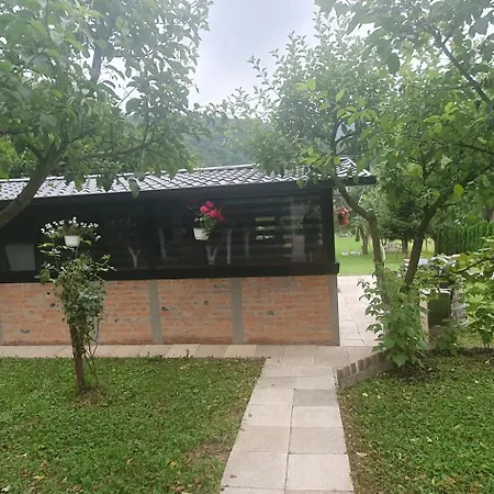 Kemp Auto Kamp Drina Crnca