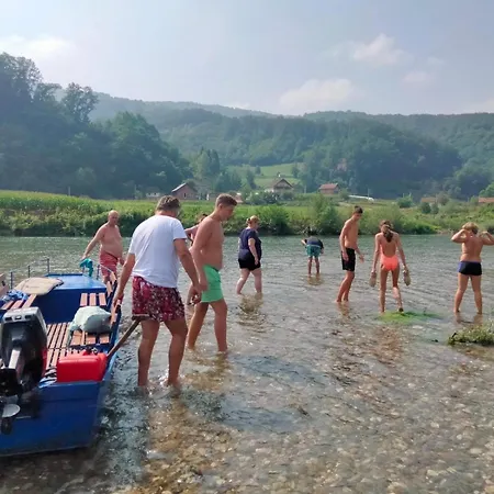 Auto Kamp Drina Kemp Crnca