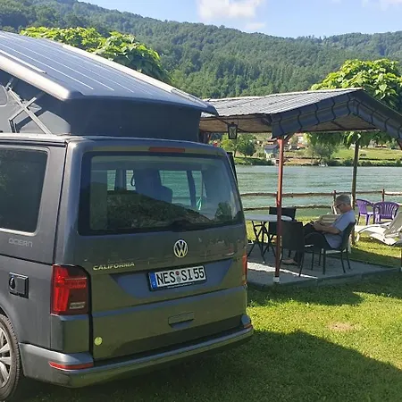 Kemp Auto Kamp Drina *