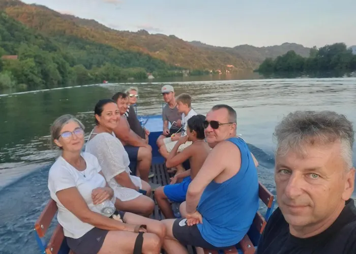 Kemping Auto Camp Drina-crnca *