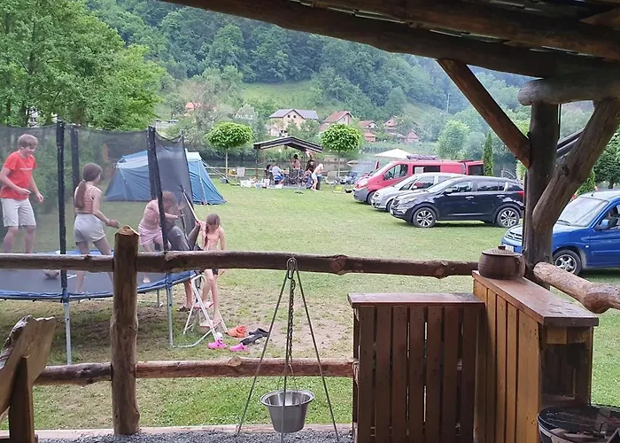 Kemping Auto Camp Drina-crnca Crnca