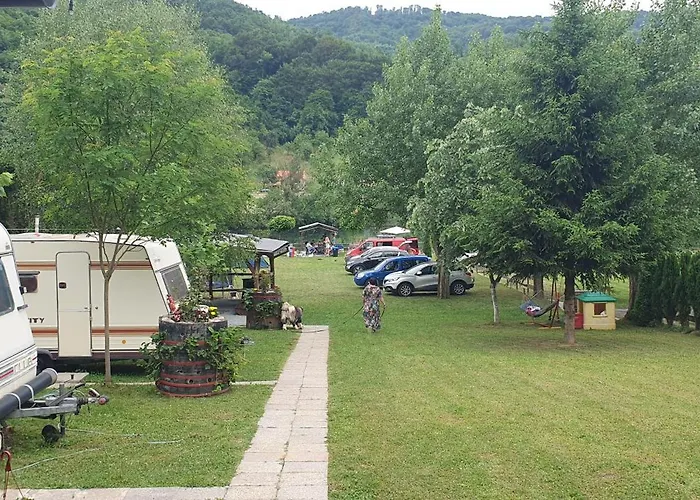 Auto Camp Drina-crnca Crnca